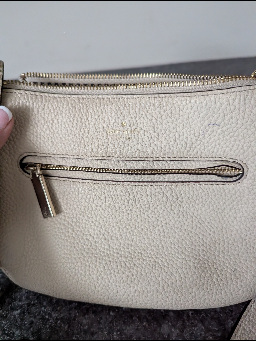 kate spade Pebbled Light Beige Crossbody with Front Zip - Picture 3 of 3
